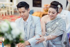 ชุดไทยเจ้าสาว ชุดไทยจักรพรรดิ์ เช่าที่แบมบี้ เวดดิ้ง ห้วยขวาง